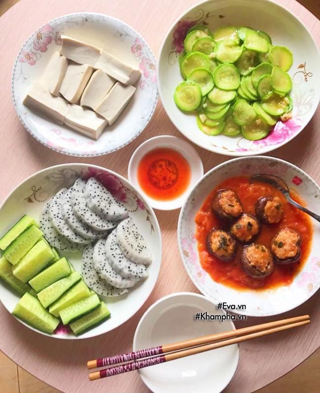 Mâm cơm đầy ắp của cô nàng FA khiến những ai có gia đình cũng phải ghen tị - 15