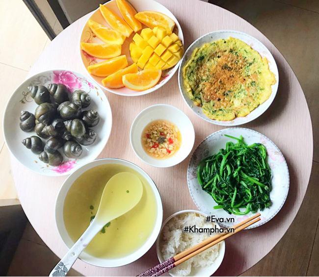 Mâm cơm đầy ắp của cô nàng FA khiến những ai có gia đình cũng phải ghen tị - 19