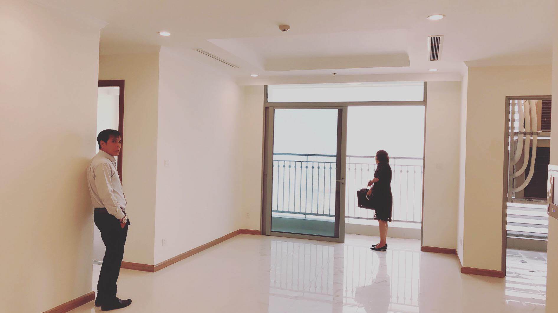 Đầu năm mới, Giang Hồng Ngọc mạnh tay chi 6 tỷ đồng mua nhà cho bố mẹ - 2