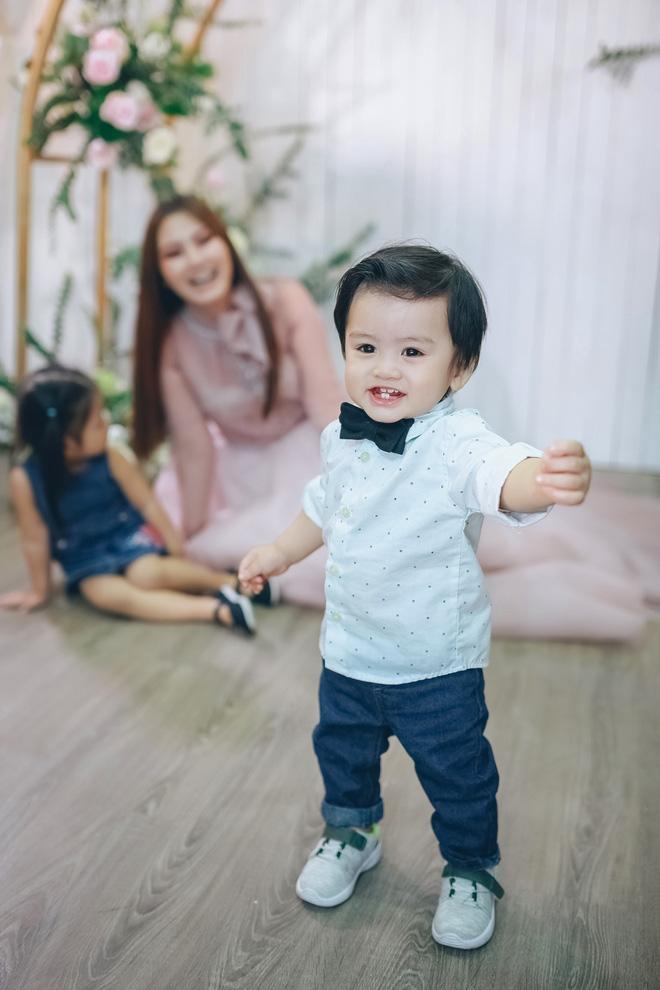 Diễn viên Ngọc Lan khoe con trai tròn 1 tuổi ngày càng bụ bẫm và đáng yêu - 5