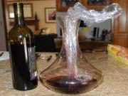 Nhà đẹp - Màng bọc thực phẩm mỏng manh mà lại có "cả tá" công dụng không ai ngờ