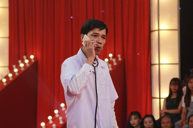 Thách thức danh hài: Ngặt nghẽo với anh chàng rủ “người yêu mới của người yêu cũ” đến thi - 9