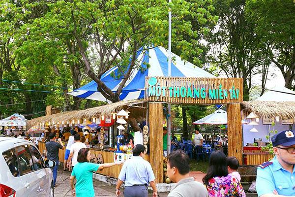 Chỉ từ 10 nghìn đồng, ăn đã miệng tại 100 gian hàng trong Liên hoan món ngon các nước - 2