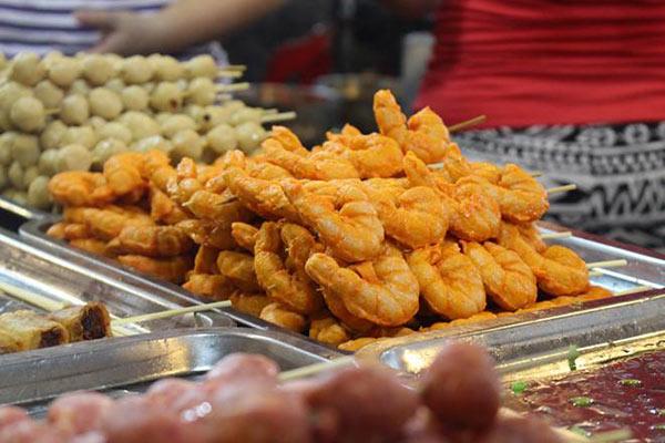 Chỉ từ 10 nghìn đồng, ăn đã miệng tại 100 gian hàng trong Liên hoan món ngon các nước - 3