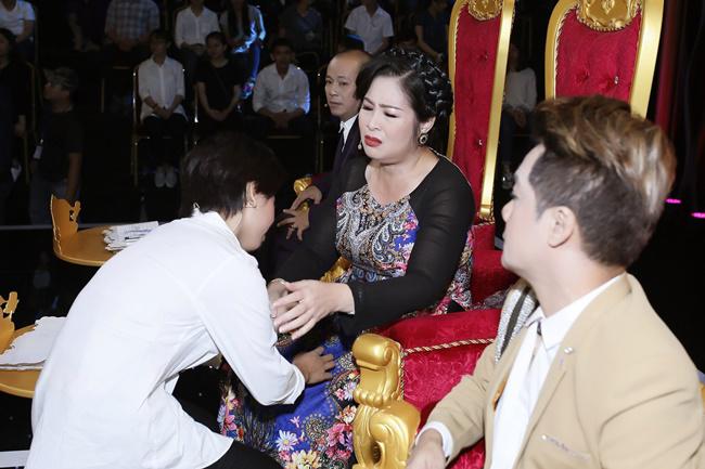 Khoảnh khắc độc nhất vô nhị lần đầu được hé lộ của Hồng Vân – Đức Hải - 2