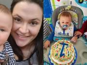 Tin tức - Thảm kịch gia đình: Mẹ lùi xe để đi ra ngoài, vô tình cán chết cậu con trai 1 tuổi