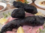 Bếp Eva - Món ăn đen xì nhưng đang "cháy hàng" ở Úc hoá ra là "tác phẩm" của một cô gái Việt