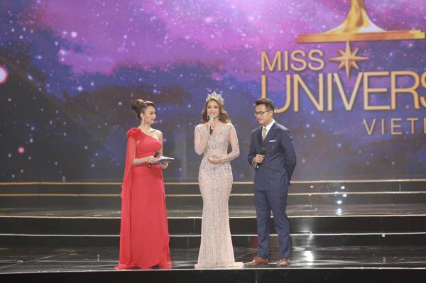 Đến thời khắc cuối cùng của HH Quốc Dân, Phạm Hương vẫn đẹp từ thảm đỏ lên sân khấu - 1