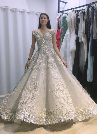 Đến thời khắc cuối cùng của HH Quốc Dân, Phạm Hương vẫn đẹp từ thảm đỏ lên sân khấu - 6