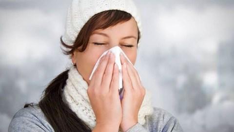 Giáo sư đầu ngành chia sẻ 4 nguyên tắc vàng trị viêm mũi - 1