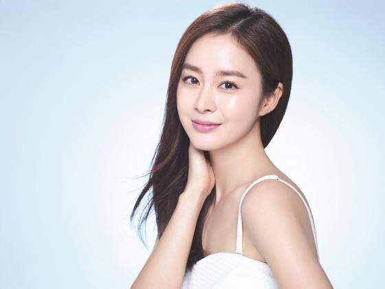 Gần U40, Kim Tae Hee vẫn được người Hàn Quốc khen ngợi hết lời nhờ bí quyết sau! - 1