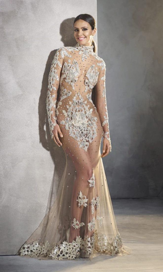 Bộ váy cưới xuyên thấu amp;#34;thách thức người nhìnamp;#34; hot nhất làng mốt! - 4