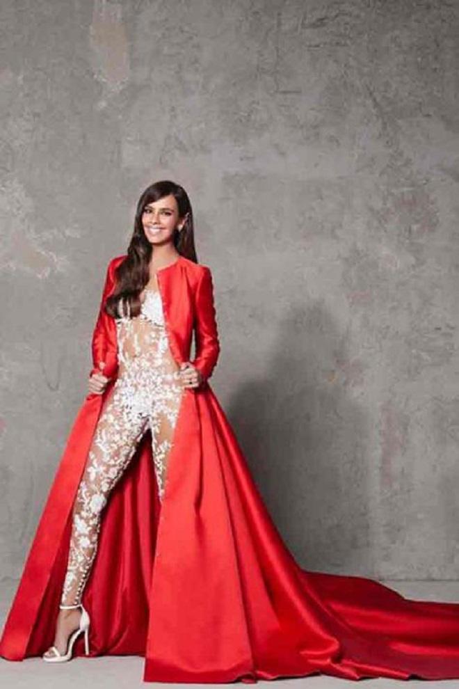 Bộ váy cưới xuyên thấu amp;#34;thách thức người nhìnamp;#34; hot nhất làng mốt! - 3