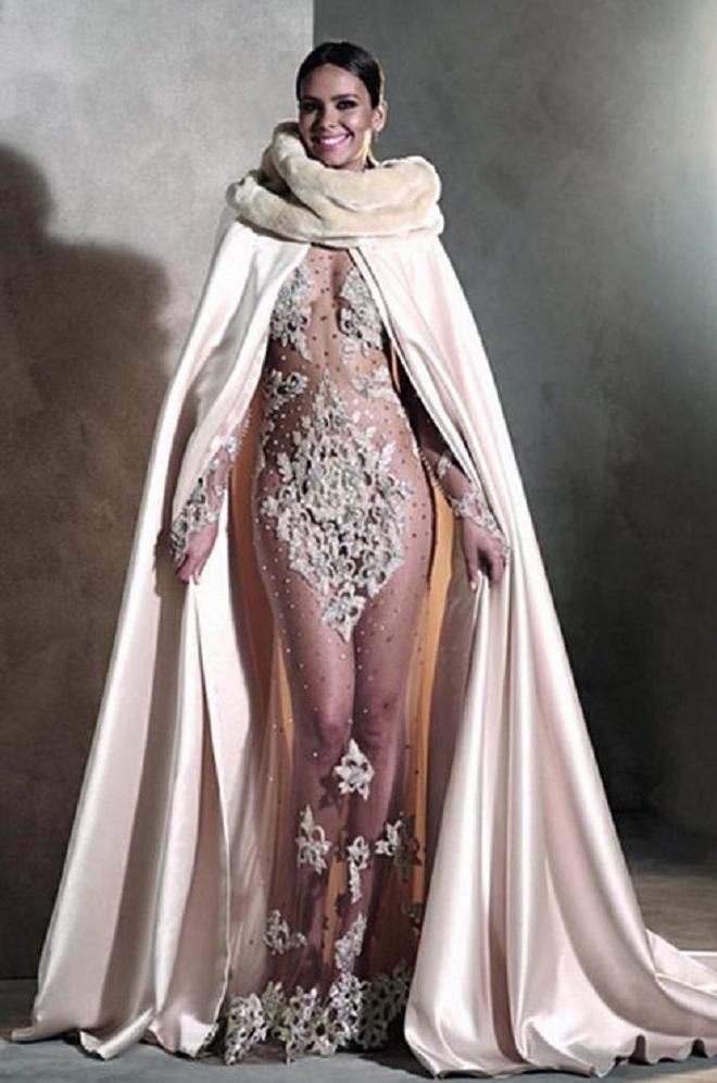 Bộ váy cưới xuyên thấu amp;#34;thách thức người nhìnamp;#34; hot nhất làng mốt! - 5