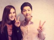 Làng sao - Không chỉ ga lăng với mình vợ, Song Joong Ki còn lịch thiệp với cả những người phụ nữ khác