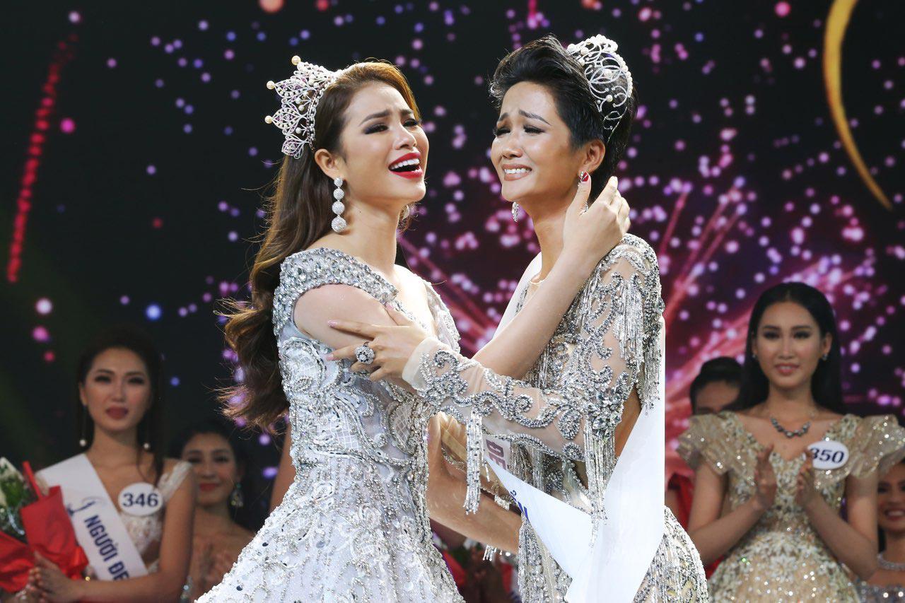 Tân Hoa hậu Hoàn vũ Việt Nam: amp;#34;Vương miện là ngọn hải đăng soi sáng đường tôi điamp;#34; - 4