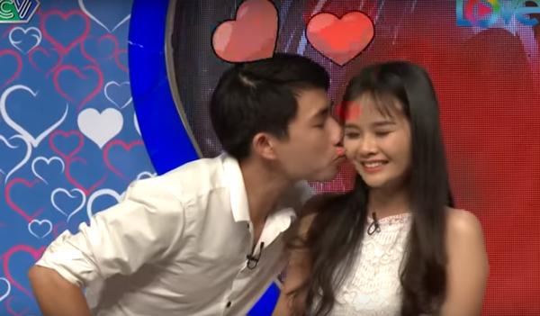 amp;#34;Thánh nữ làm thơamp;#34; vừa xinh lại lanh lợi khiến chàng ế suốt 24 năm amp;#34;đổ đứ đừamp;#34; - 7