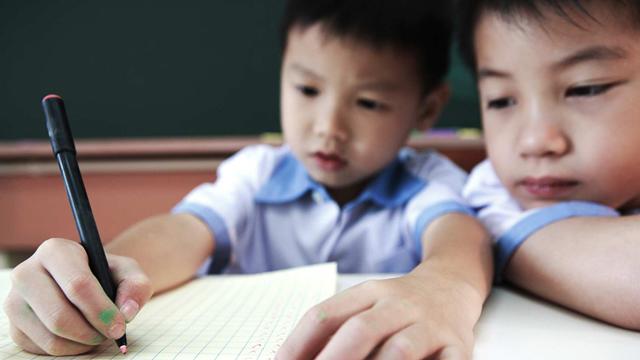 Trẻ ghi nhớ tốt, chỉ số IQ cực cao nếu mẹ tạo 3 thói quen này mỗi ngày cùng con - 3