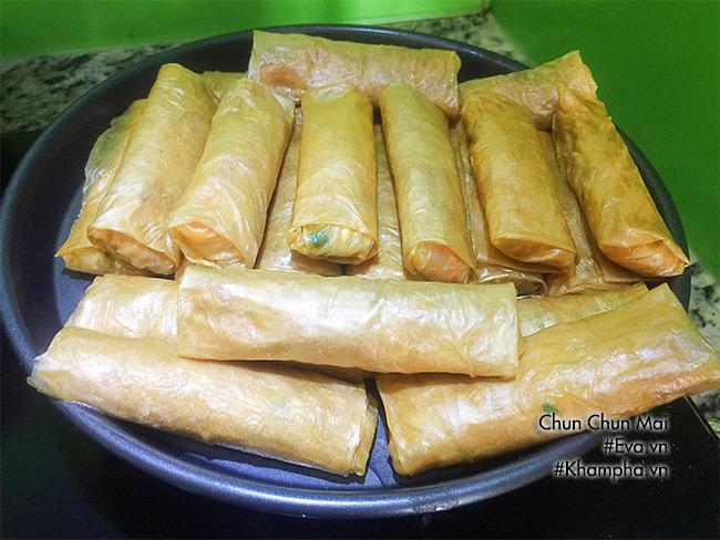 Nem rán vàng ươm, giòn rụm ấm lòng ngày Tết - 11
