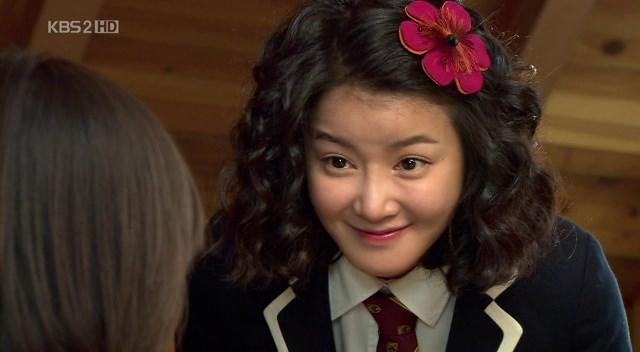 Ngôi sao 24/7: Lục lại ảnh cưới Giả Nãi Lượng amp;#34;hôn chânamp;#34; Lý Tiểu Lộ khiến fan xót xa - 8