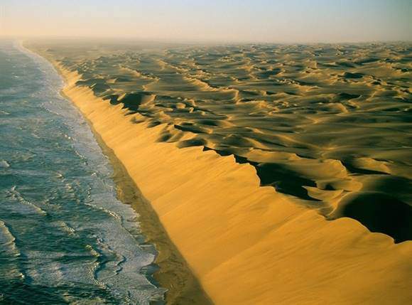 Sững sờ ngắm nhìn 10 sa mạc đẹp nhất thế giới - 7