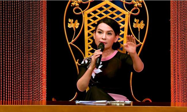 Sau tranh cãi nảy lửa, nữ đồng nghiệp sợ bị fan của Phi Nhung “chặn đường” đánh mình - 2