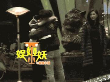 Ngôi sao 24/7: Lý Tiểu Lộ cắm sừng chồng nhưng Giả Nãi Lượng lại là người khóc