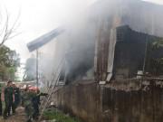 Tin tức - Cháy lớn cơ sở vàng mã, 1 người chết, 1 người bỏng nặng