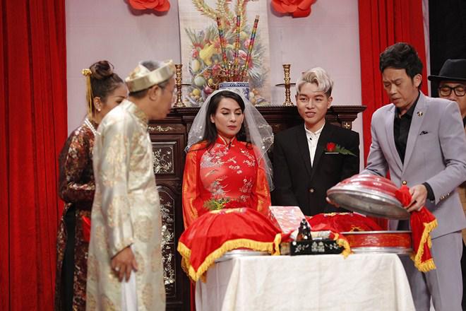 Phi Nhung khiến mọi người ngạc nhiên khi tiết lộ: Bố mẹ Hoài Linh xúi cả hai cưới nhau - 5