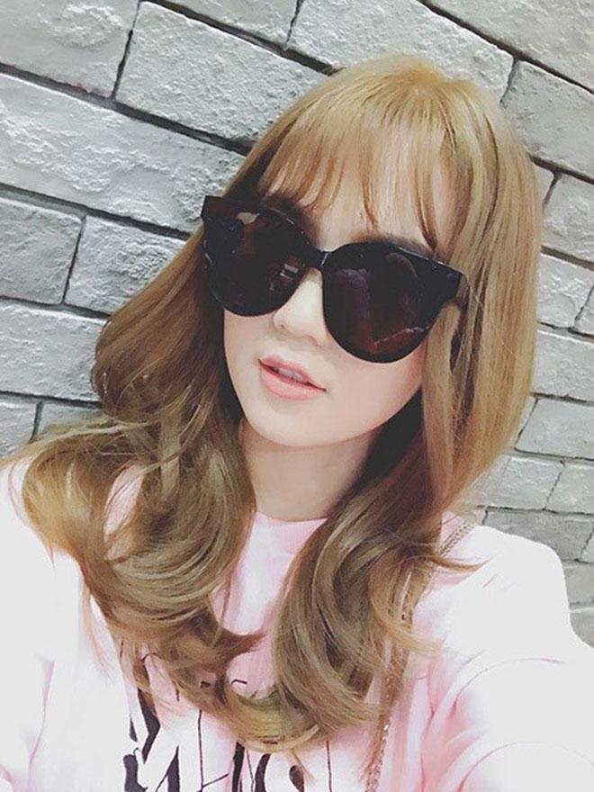 Xu hướng tóc 2018: rêu, khói, bạch kim hết thời, màu nâu đa sắc, đa phong cách lên ngôi - 7