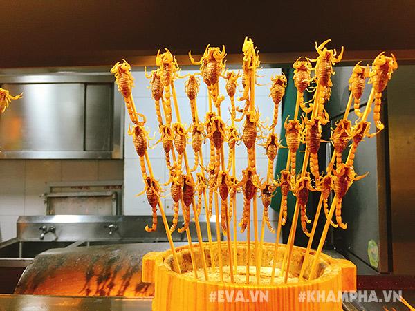 “Lạc lối” trong thiên đường món ăn ở chợ đêm Bắc Kinh - 6