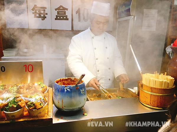 “Lạc lối” trong thiên đường món ăn ở chợ đêm Bắc Kinh - 8