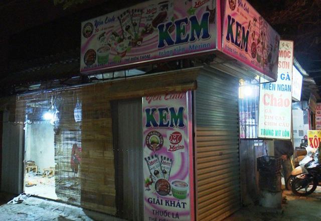 Người đàn ông tẩm xăng, ôm bạn gái tự thiêu sau bữa tối - 1