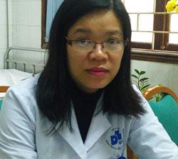 Bác sĩ nhi khoa mách mẹ cách chăm sóc trẻ bị mẩn ngứa mùa lạnh - 1