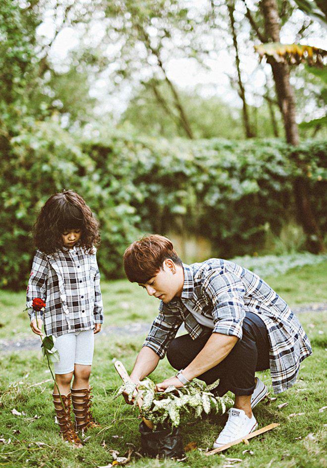 Con gái 5 tuổi xinh như thiên thần của amp;#34;bố đơn thânamp;#34; Ưng Đại Vệ - 7