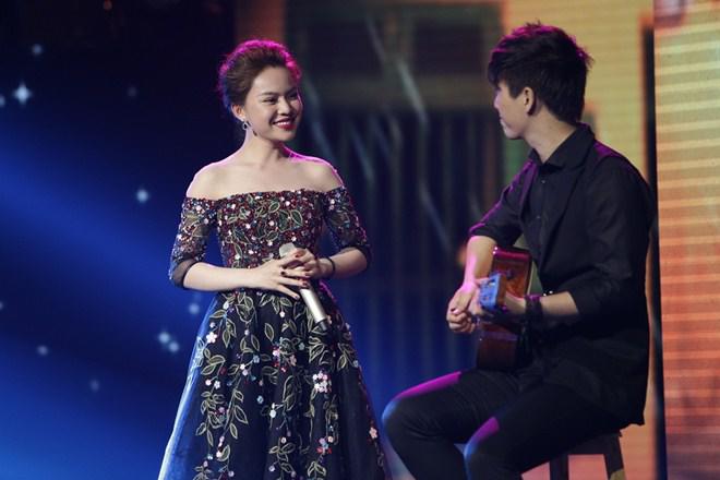 Hòa Minzy, Giang Hồng Ngọc ôm lấy nhau khi được vào Chung kết Cặp đôi Hoàn hảo - 12