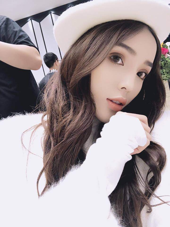 Qua rồi cái thời má đỏ môi hồng, Kỳ Duyên bây giờ chỉ thích make up thế này thôi! - 6