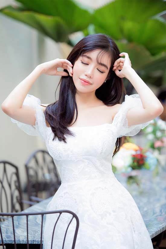 Sao Việt 24h: Chồng Lê Thúy vừa đẹp trai vừa “ngôn tình” thế này, ai chẳng amp;#39;ghen tỵamp;#39; - 14