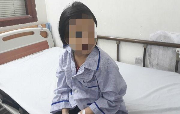 Nỗi lòng người mẹ chia từng giọt máu duy trì sự sống cho 2 con mắc bệnh hiểm nghèo - 1