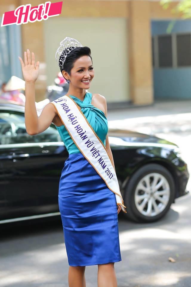 Hamp;#39;Hen Niê gia nhập bộ ba Hoa hậu mặc đẹp, amp;#34;công pháamp;#34; showbiz cùng Phạm Hương, Kỳ Duyên - 5