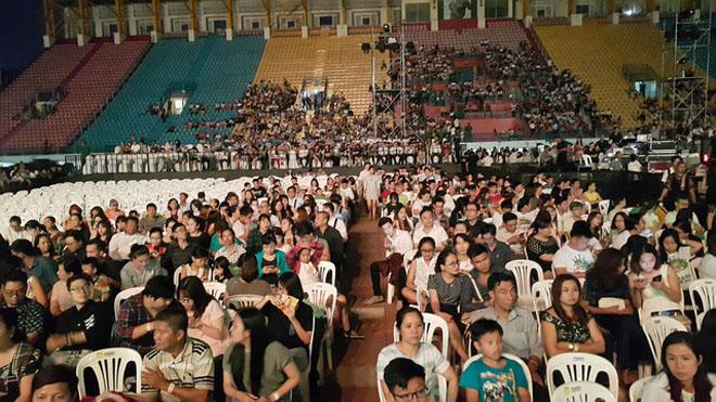 Festival 20 năm Làn sóng xanh vắng khán giả, nghệ sĩ danh tiếng mất hút - 2