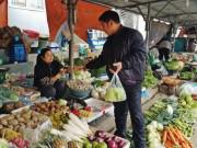 Mua sắm - Giá cả - Rau xanh tăng giá từng ngày vì rét