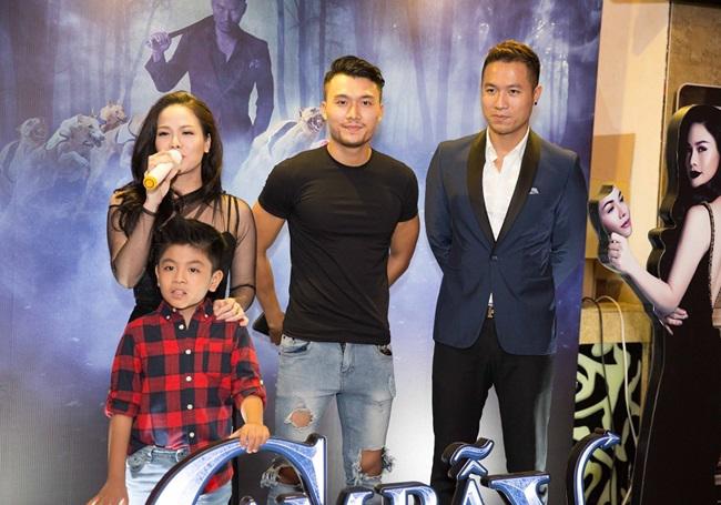 Nhật Kim Anh từng bị treo ngược người nguy hiểm suốt 12 tiếng trong phim 18+ - 2