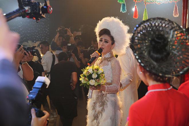 Thực hư chuyện Lâm Khánh Chi dàn xếp tái ngộ người tình cũ trong đám cưới với chồng trẻ - 2