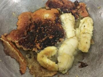 Dở khóc dở cười với chiếc bánh chuối đi đằng chuối, bột đi đằng bột