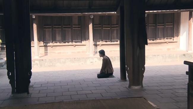 Thương nhớ ở ai: Trớ trêu cảnh chồng ra trận, vợ quỳ gối xin bố mẹ chồng cho làm dâu - 2