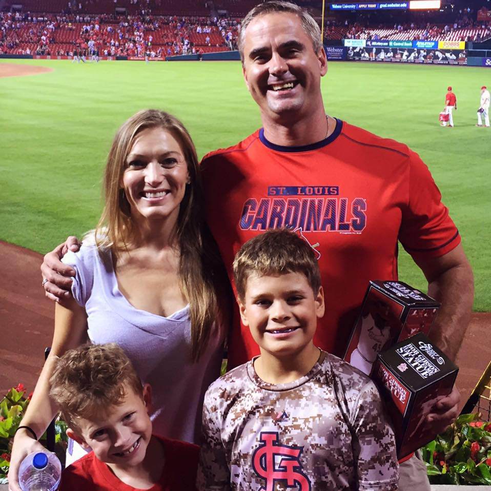 Bỏ ra 5.7 triệu đi chụp ảnh gia đình, khi nhận lại ảnh amp;#34;ngã ngửaamp;#34; vì quá xấu - 8