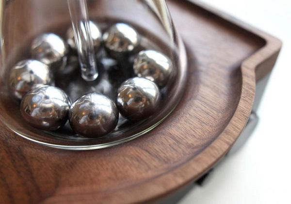 View - Chiếc đồng hồ biết pha cafe độc đáo: Sản phẩm cực chất dành cho những chú sâu ngủ