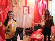 Bà bầu - Tiệc "Baby shower" mẹ Tây nào cũng chuẩn bị để đón con chào đời là gì?