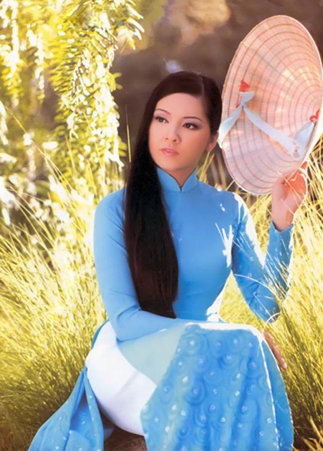 Như Quỳnh tiết lộ lý do gọi “chị” xưng “em” với mẹ - 2